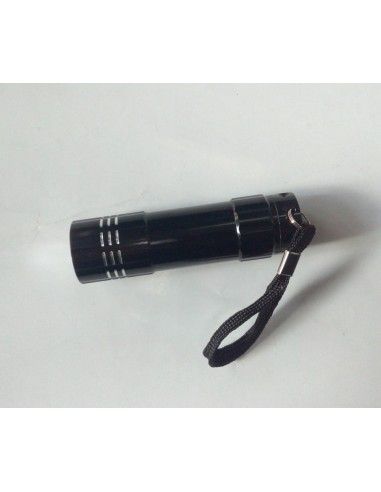 LINTERNA LED ALUMINIO (PILAS INCLUIDAS)