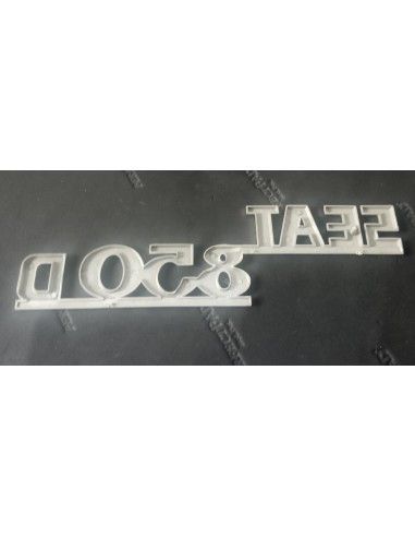 ANAGRAMA SEAT 850D (CON DEFECTOS)