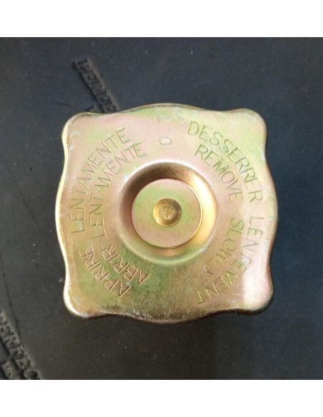 TAPON DEPOSITO EXPANSION/RADIADOR SEAT/LADA