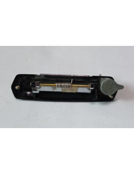 MANETA DE PUERTA SEAT 131 DELANTERA DERECHA NEGRA CON LLAVE