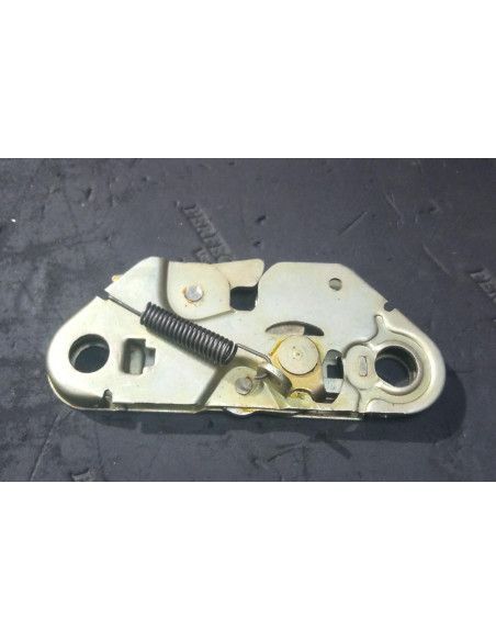 CERRADURA DE CAPO SEAT 127/124/131