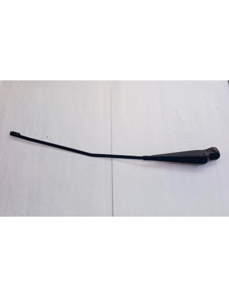 BRAZO DE LIMPIA PARABRISAS 24 CM